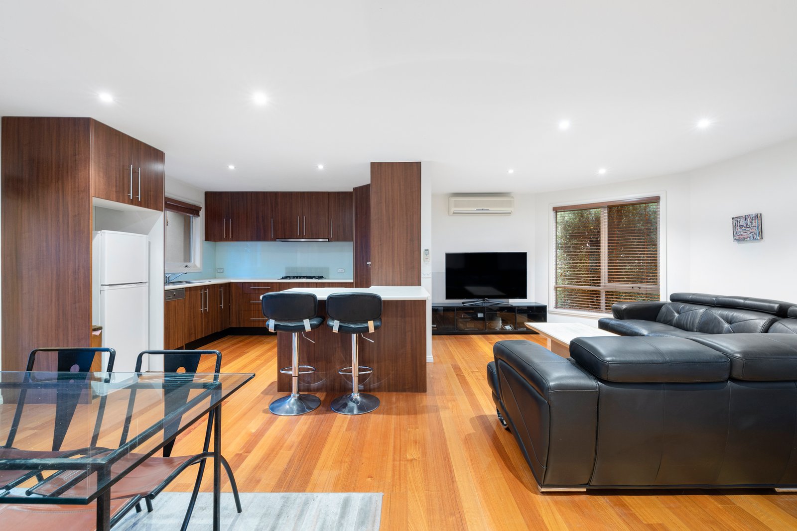 Gallery: 53A Fletcher Street