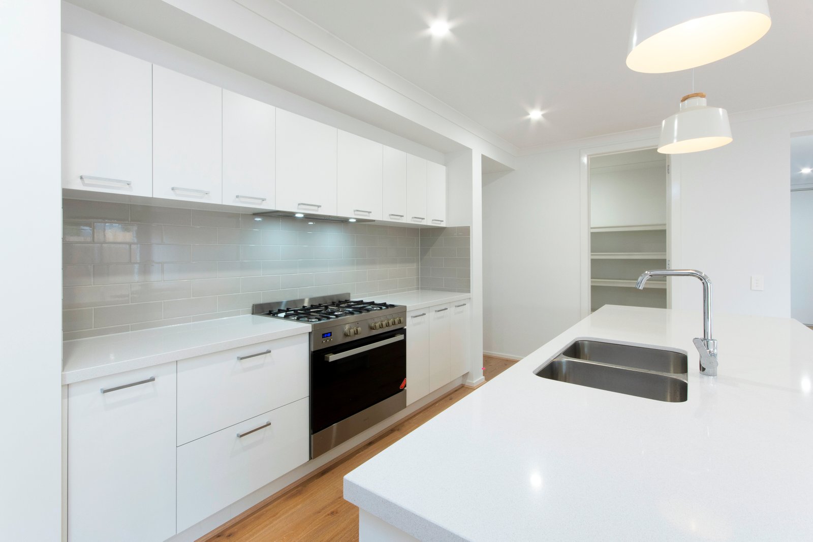 Gallery: 53a Logan Street