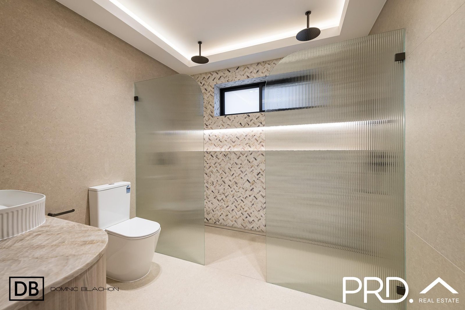 53a Victor Ave  PICNIC POINT 8