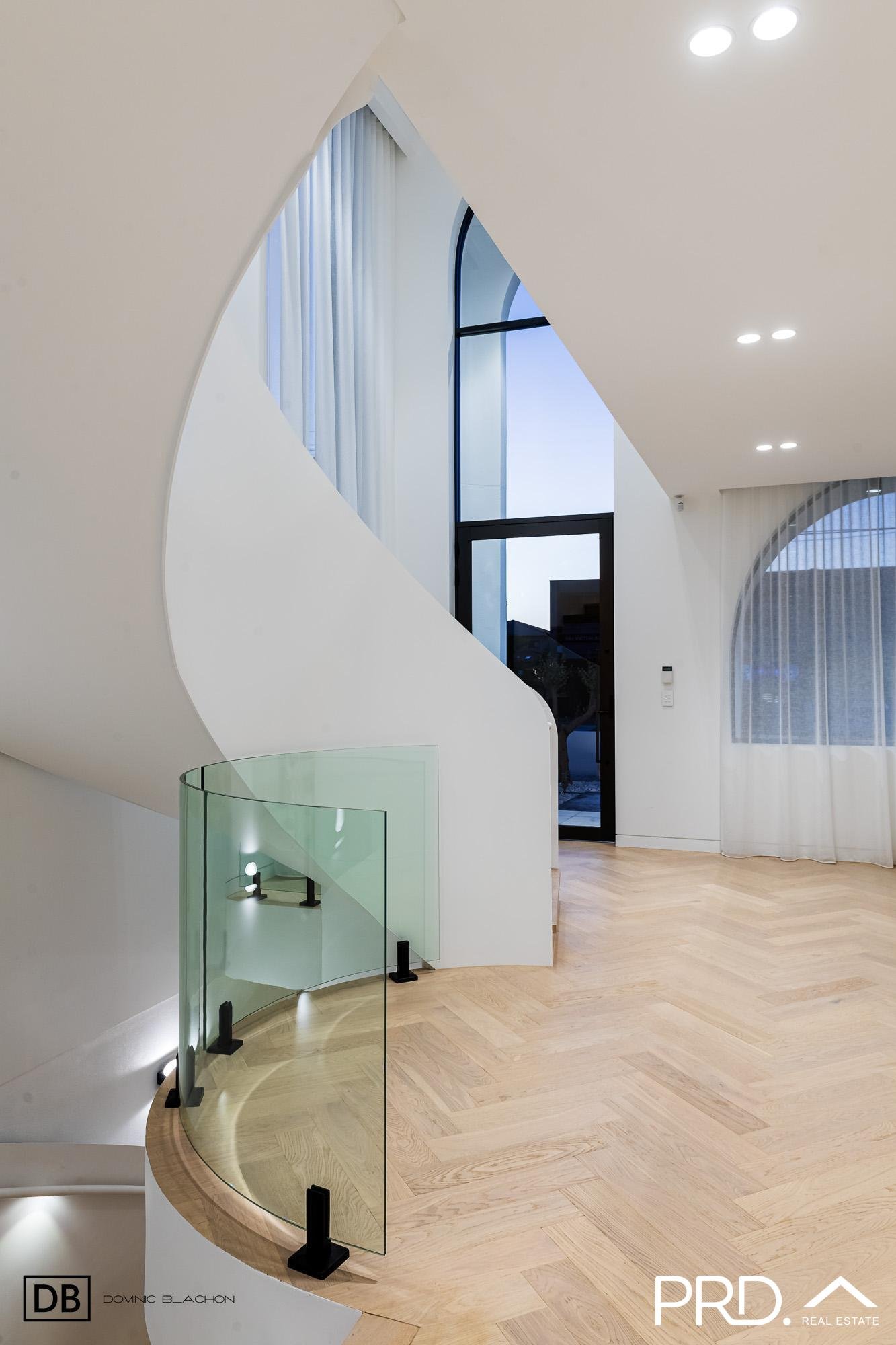 53a Victor Ave  PICNIC POINT 9