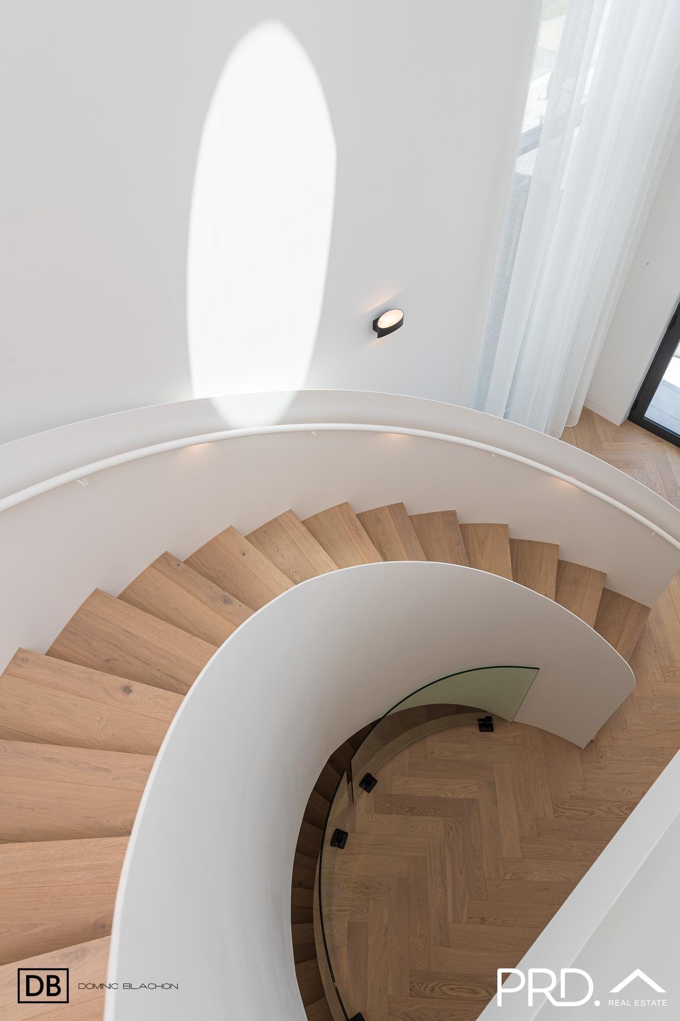 53a Victor Ave  PICNIC POINT 10