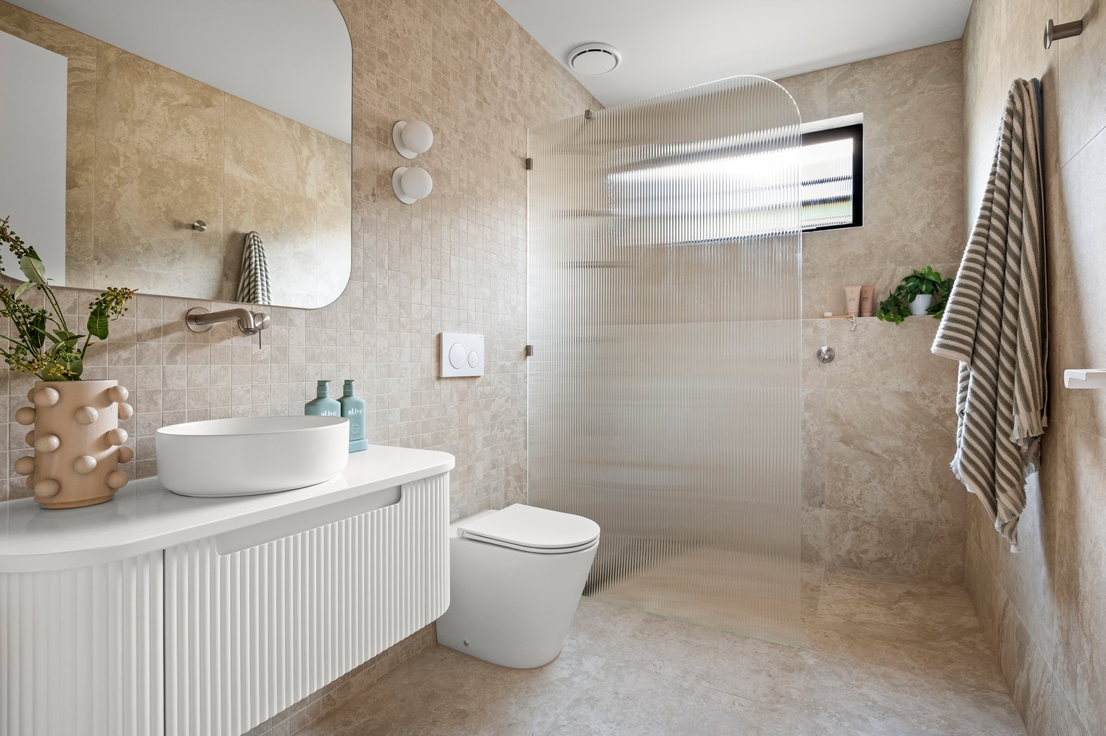 Real Estate and Property in 53b Southernhay Street, Reservoir, VIC