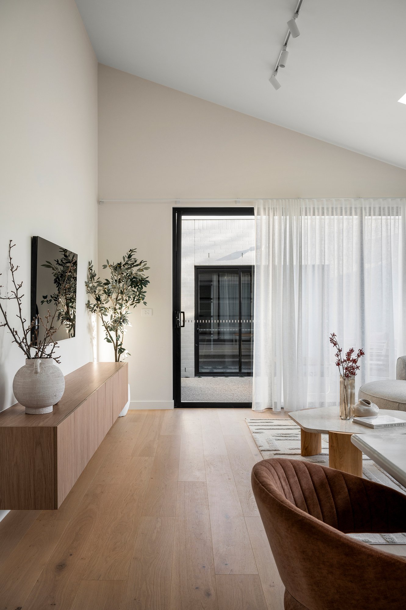 Real Estate and Property in 53b Southernhay Street, Reservoir, VIC