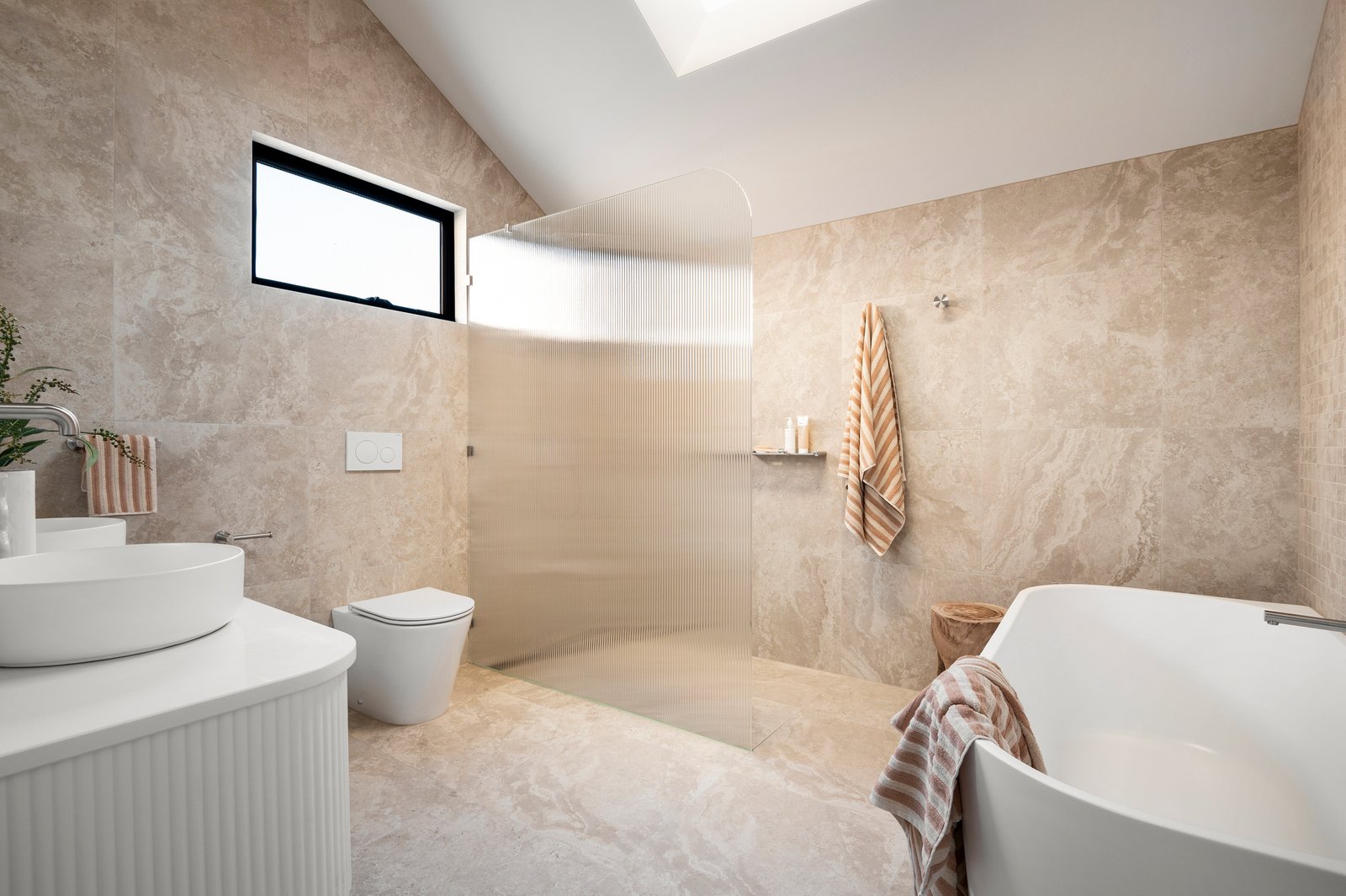 Real Estate and Property in 53b Southernhay Street, Reservoir, VIC