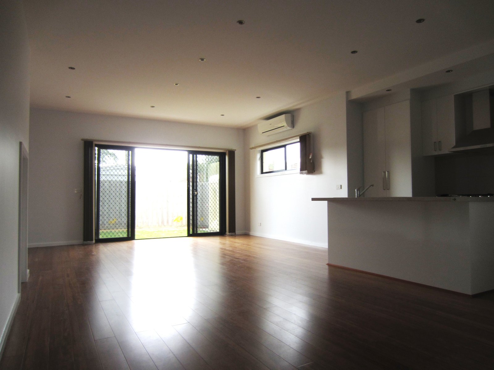 Gallery: 53B Thames Promenade