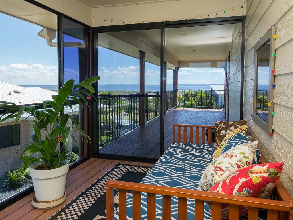 54-56 Longview Drive RIVER HEADS 18