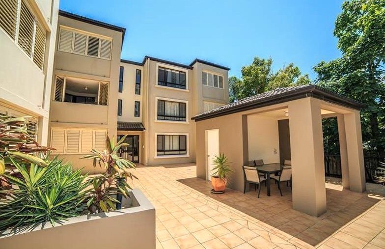 5/4-6 Acacia Ave  SURFERS PARADISE 12