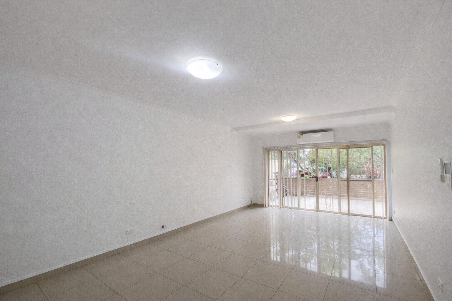 5/4-6 Freeman Street WARWICK FARM 2