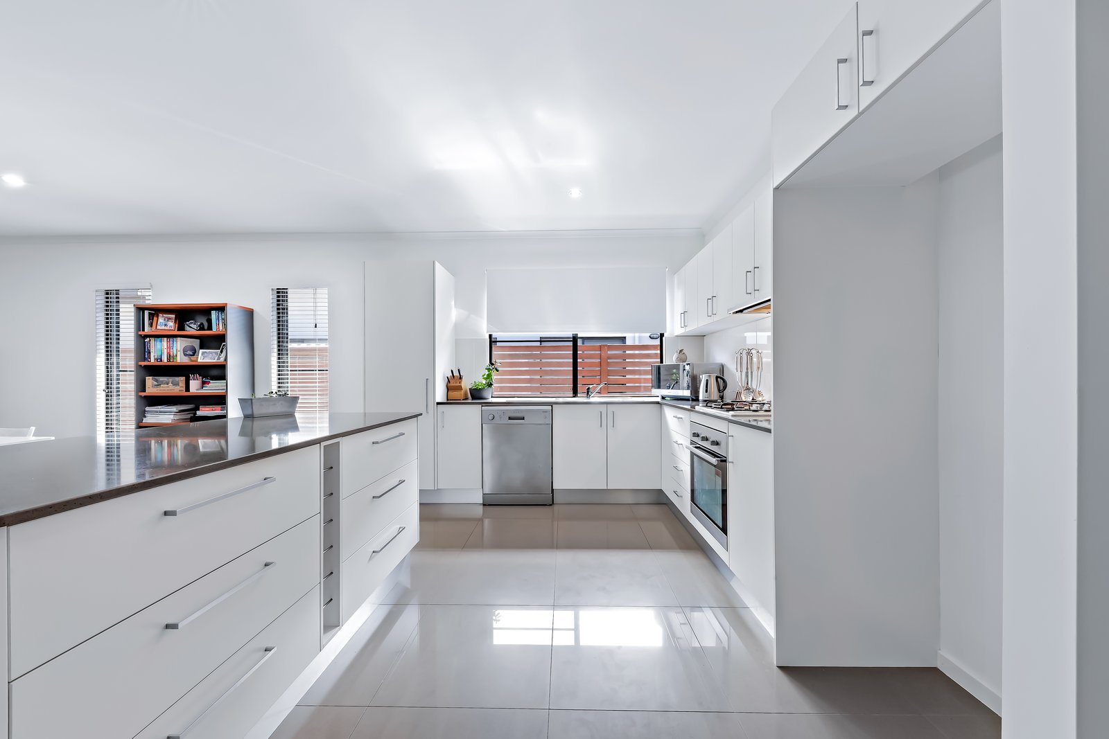 54 Abell Road CANNONVALE 3