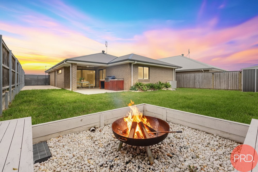 54 Arrowtail Street CHISHOLM 2