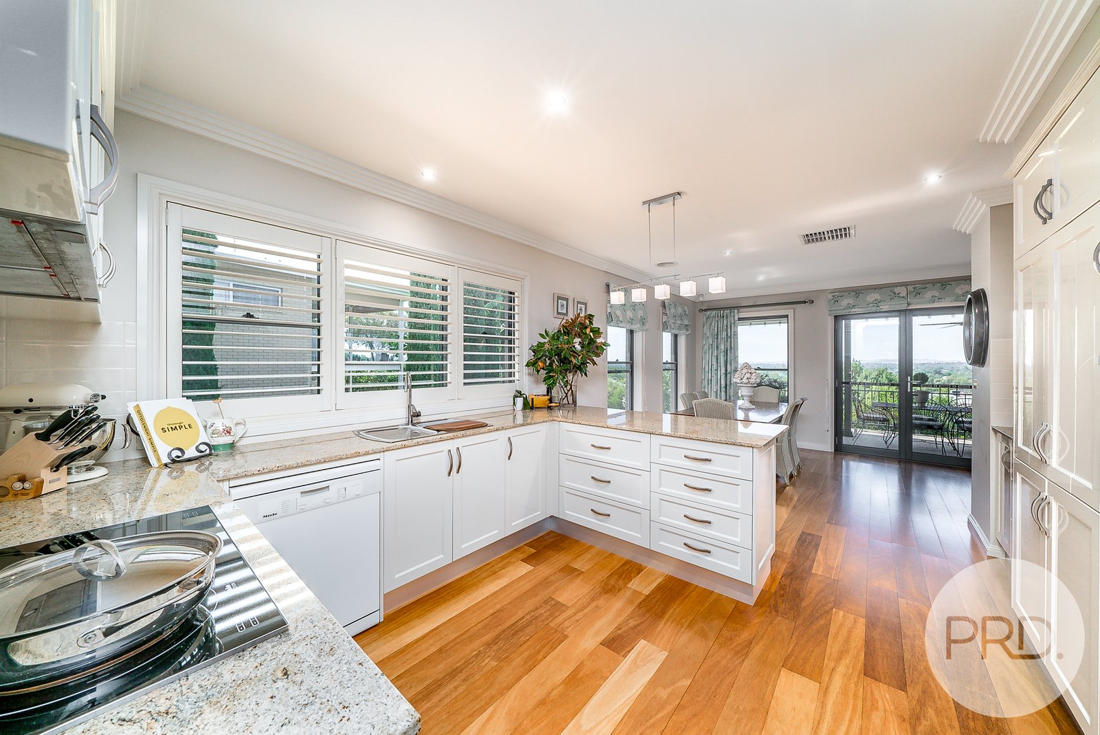 54 Atherton Crescent TATTON 3