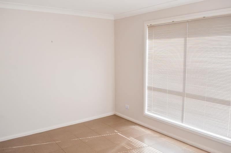 54 Avocet Drive ESTELLA 2