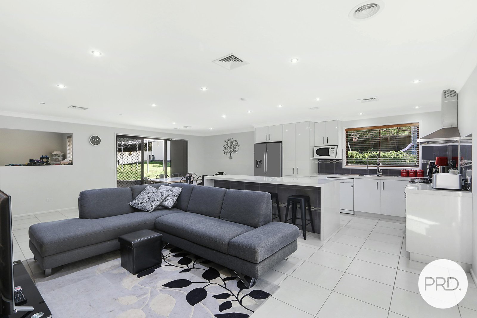 54 Baranbale Way SPRINGDALE HEIGHTS 7