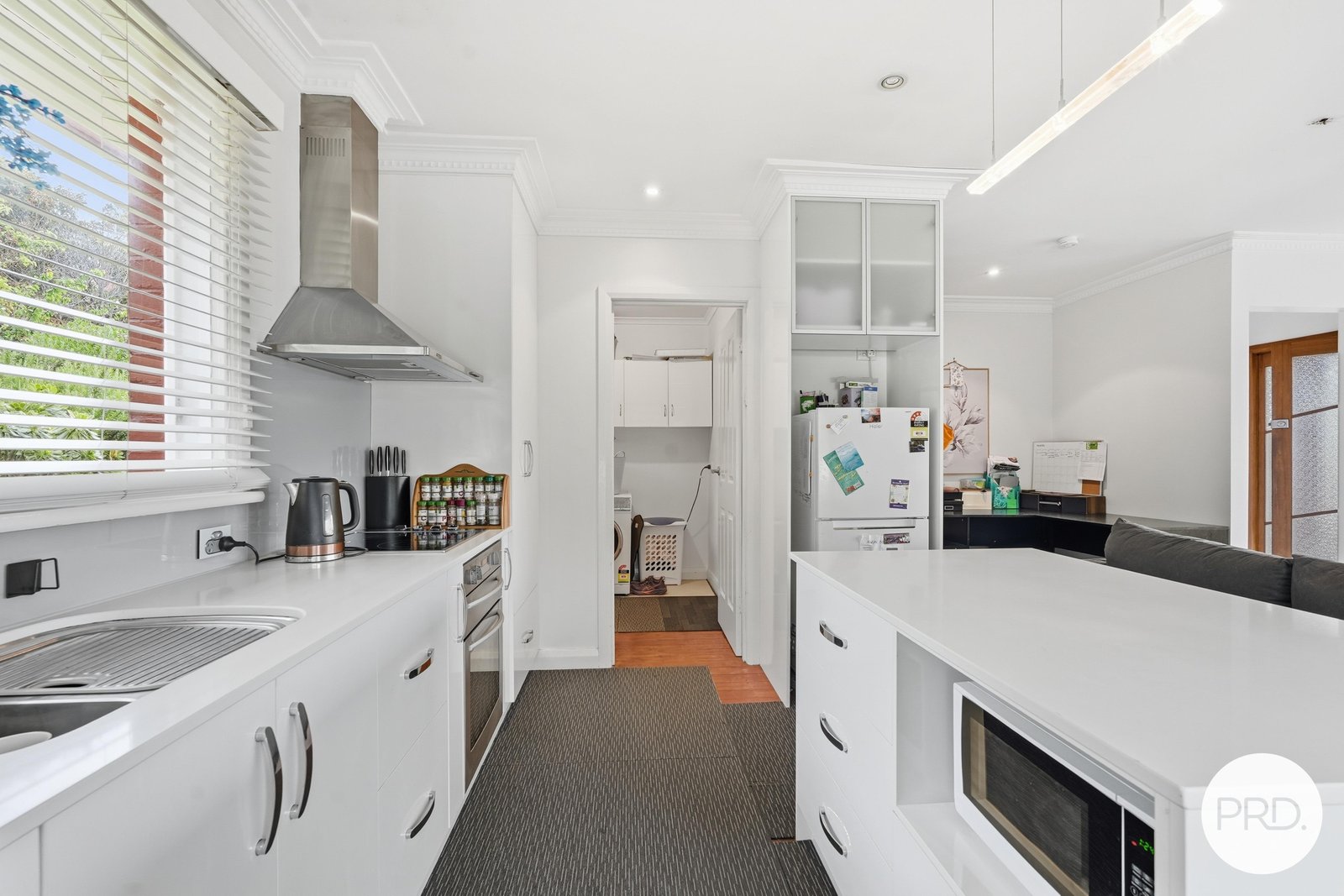 54 Begonia Street LINDISFARNE 6