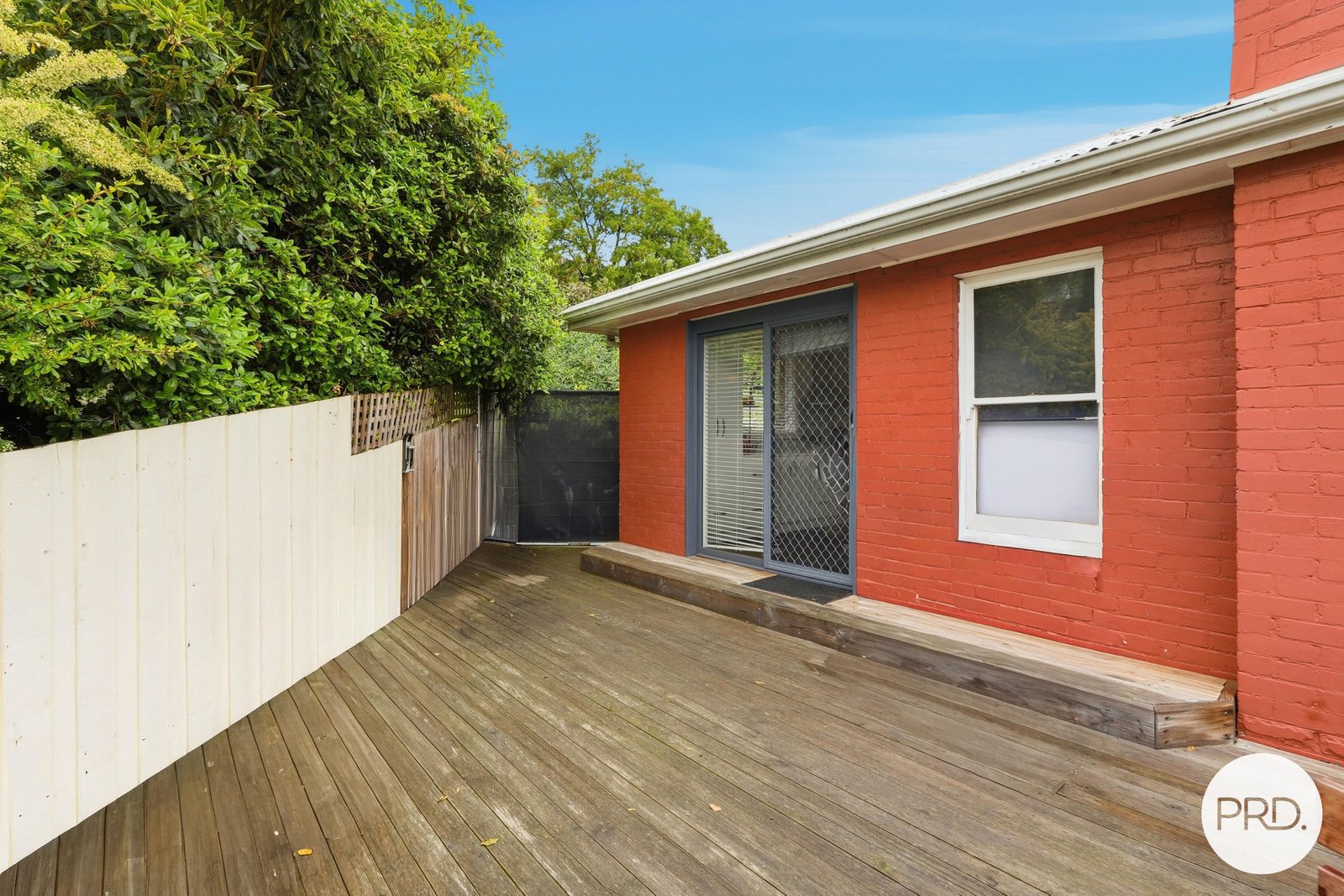 54 Begonia Street LINDISFARNE 14