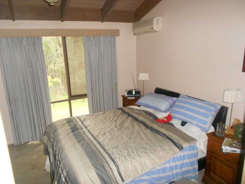 54 Bergs Lane MOUNT HELEN 6
