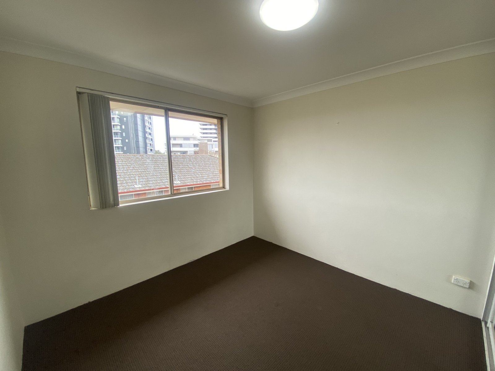 5/4 Bourke Street LIVERPOOL 8