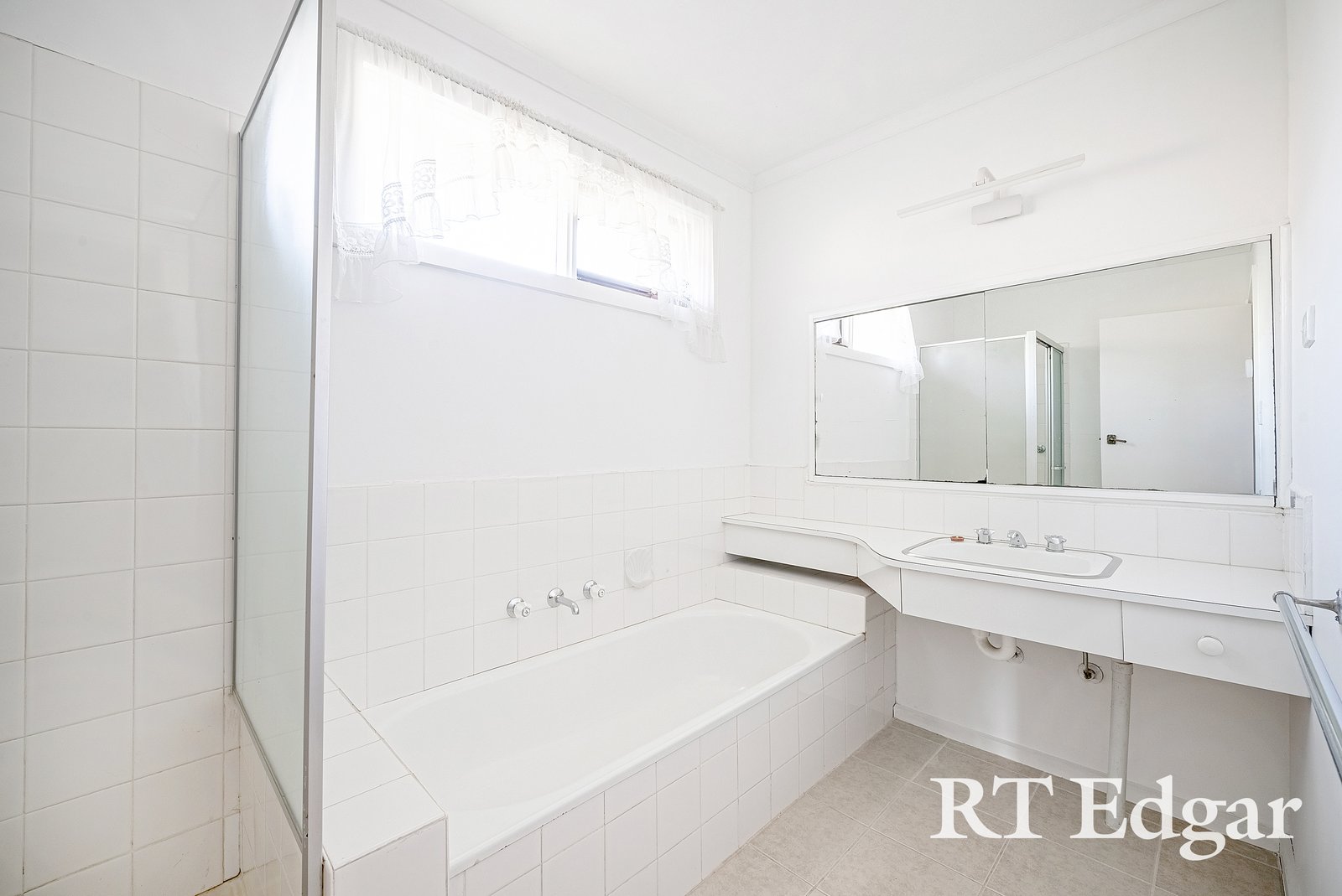 Real Estate and Property in 54 Brantome Street, Gisborne, VIC