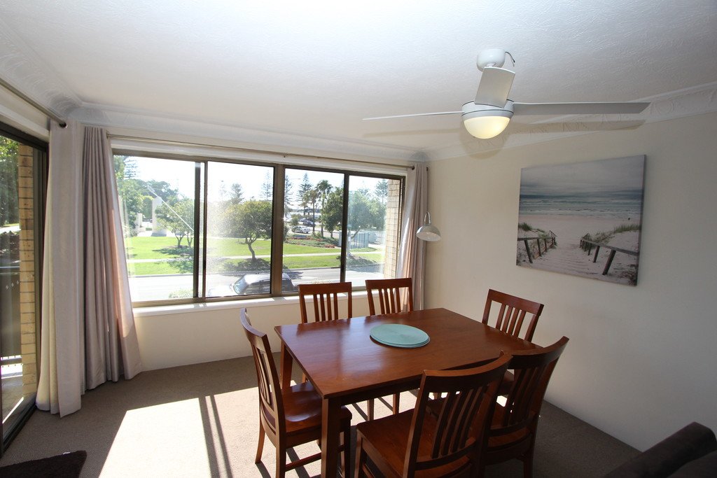 5/4 Broad Street LABRADOR 6