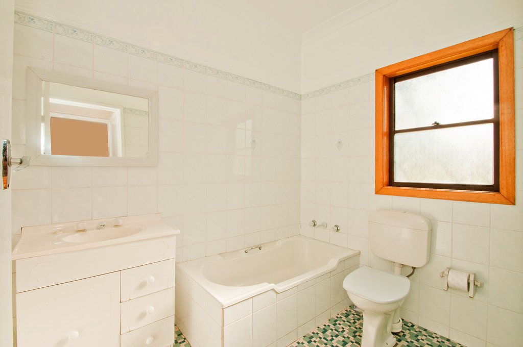 54 Burke Road DAPTO 6