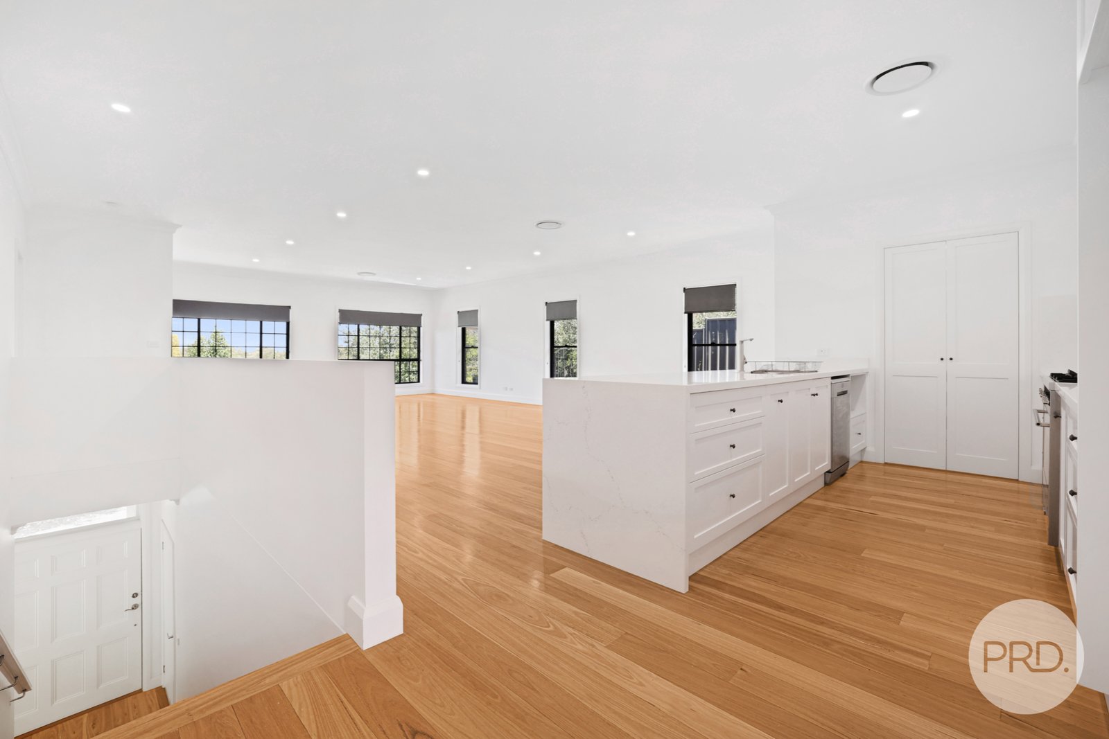 54 Carthage Street TAMWORTH 12