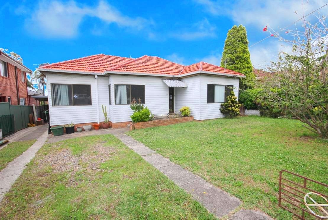 54 Castleneau Street CARINGBAH 1