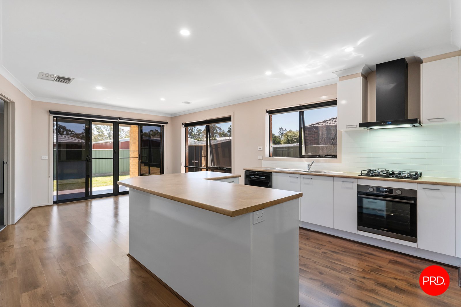 54 Caviar Court HUNTLY 4