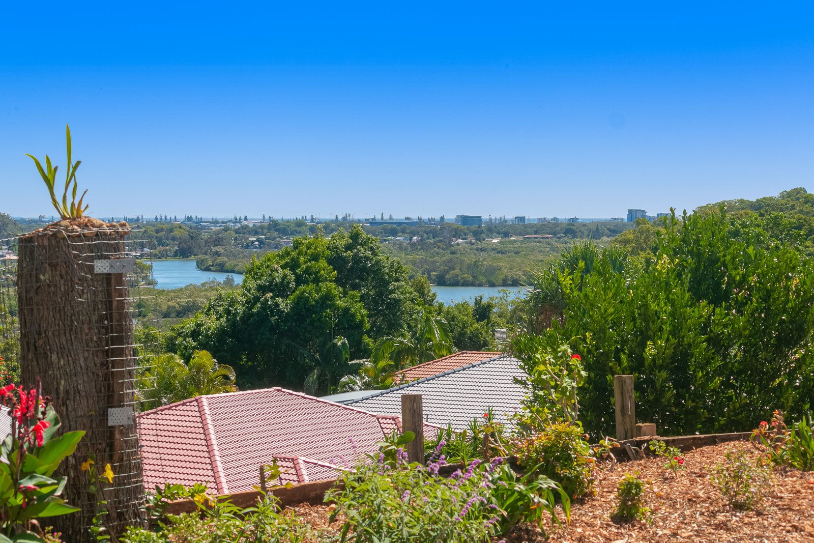 54 Champagne Drive TWEED HEADS SOUTH 23