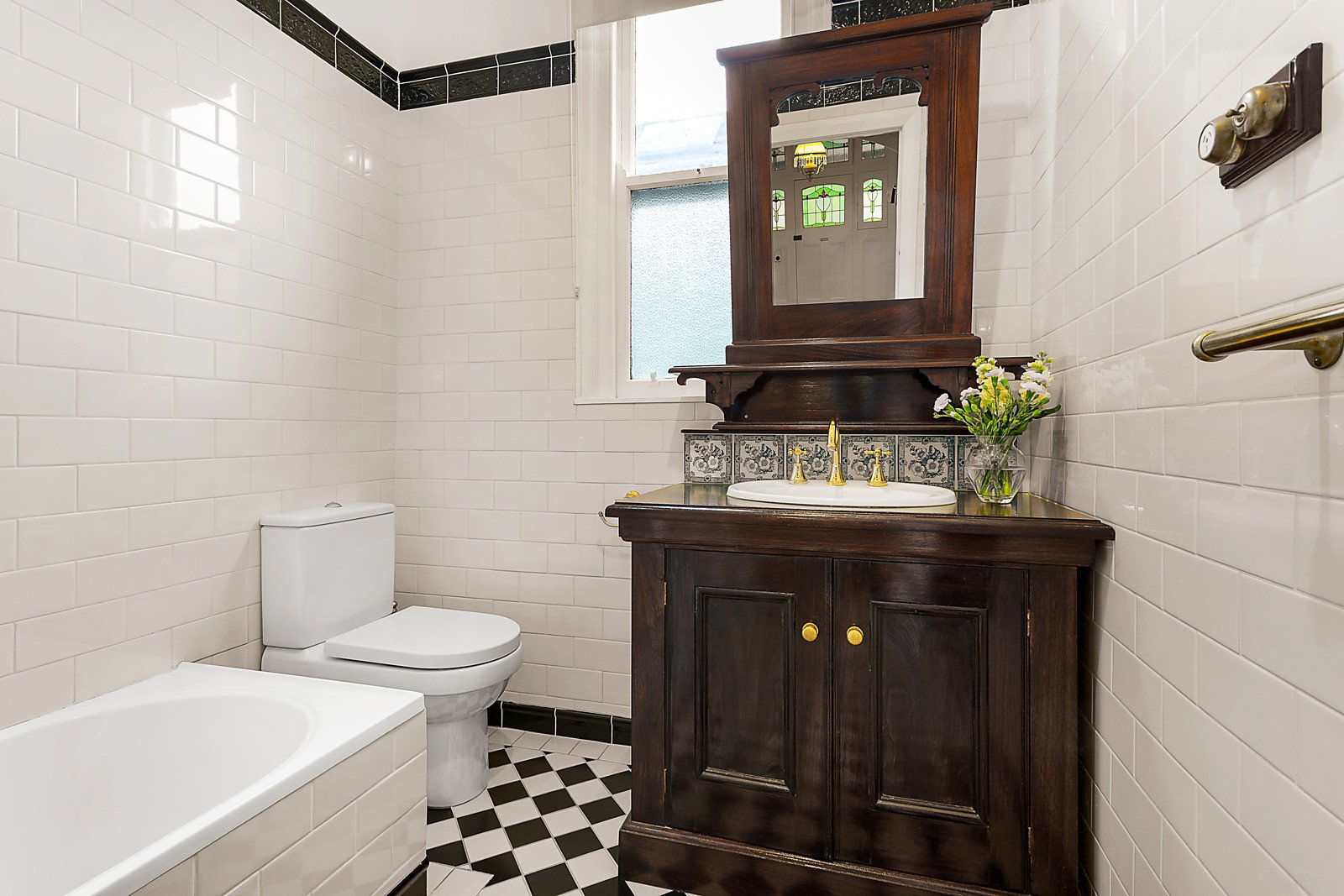 54 Churchill Street, Mont Albert, VIC