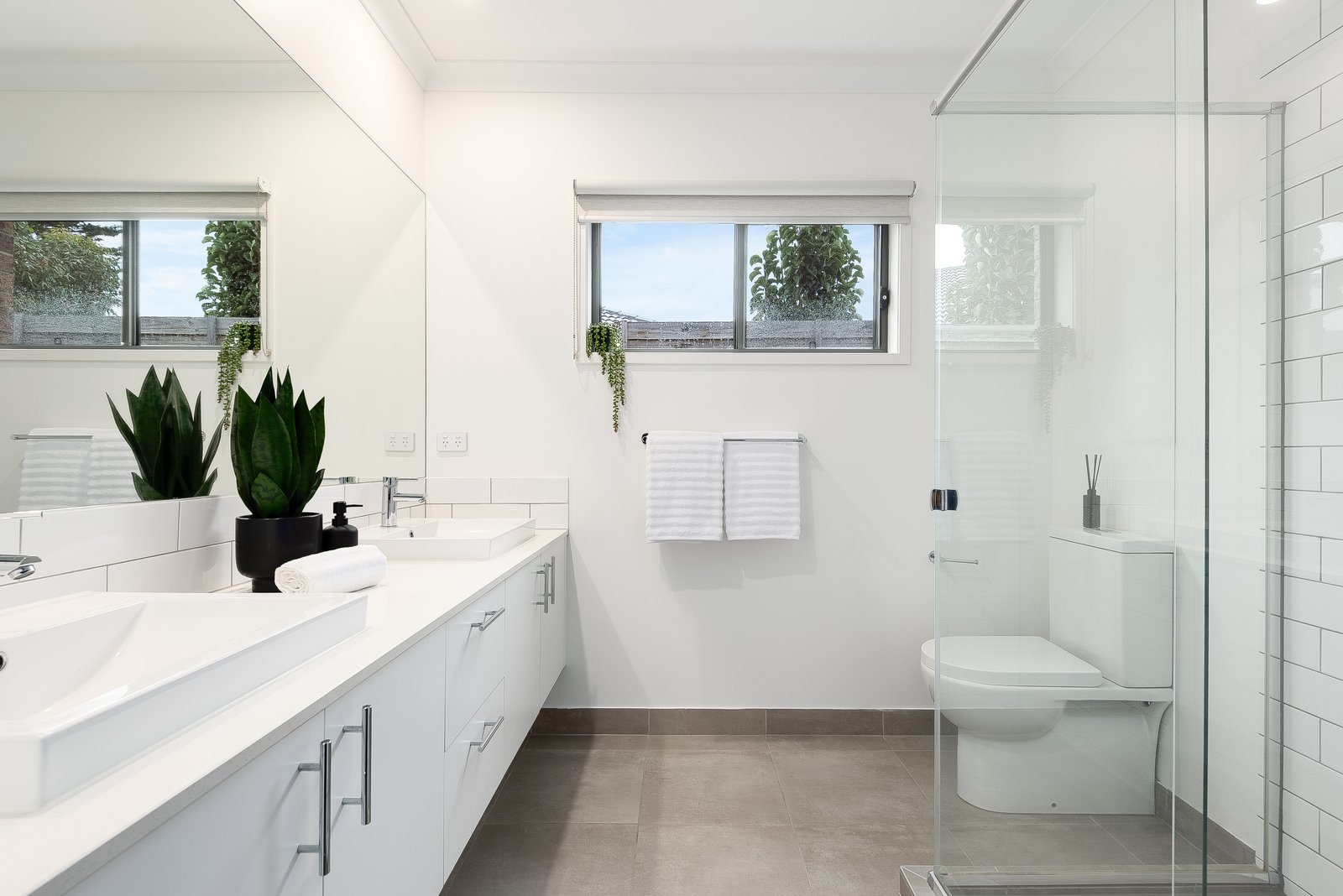 Gallery: 54 Clarkes Road