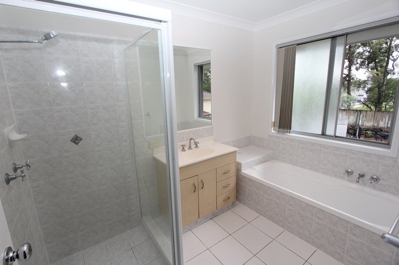 54 Clear River Boulevard ASHMORE 9