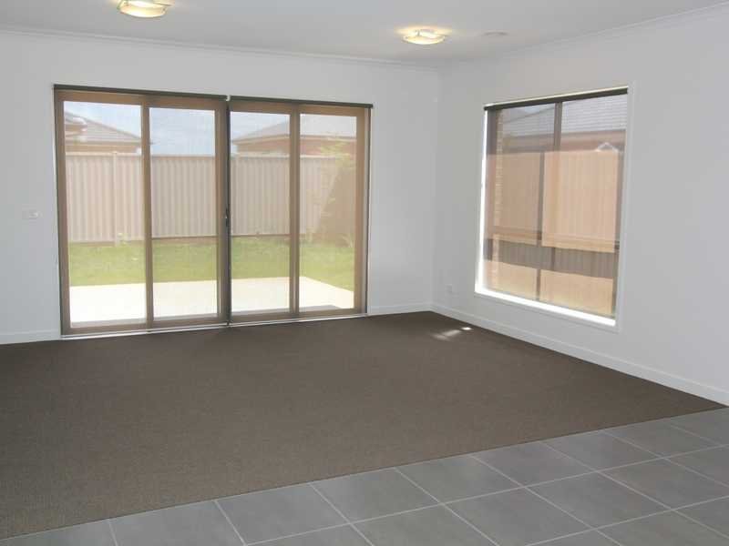 54 Clovedale Avenue ALFREDTON 3