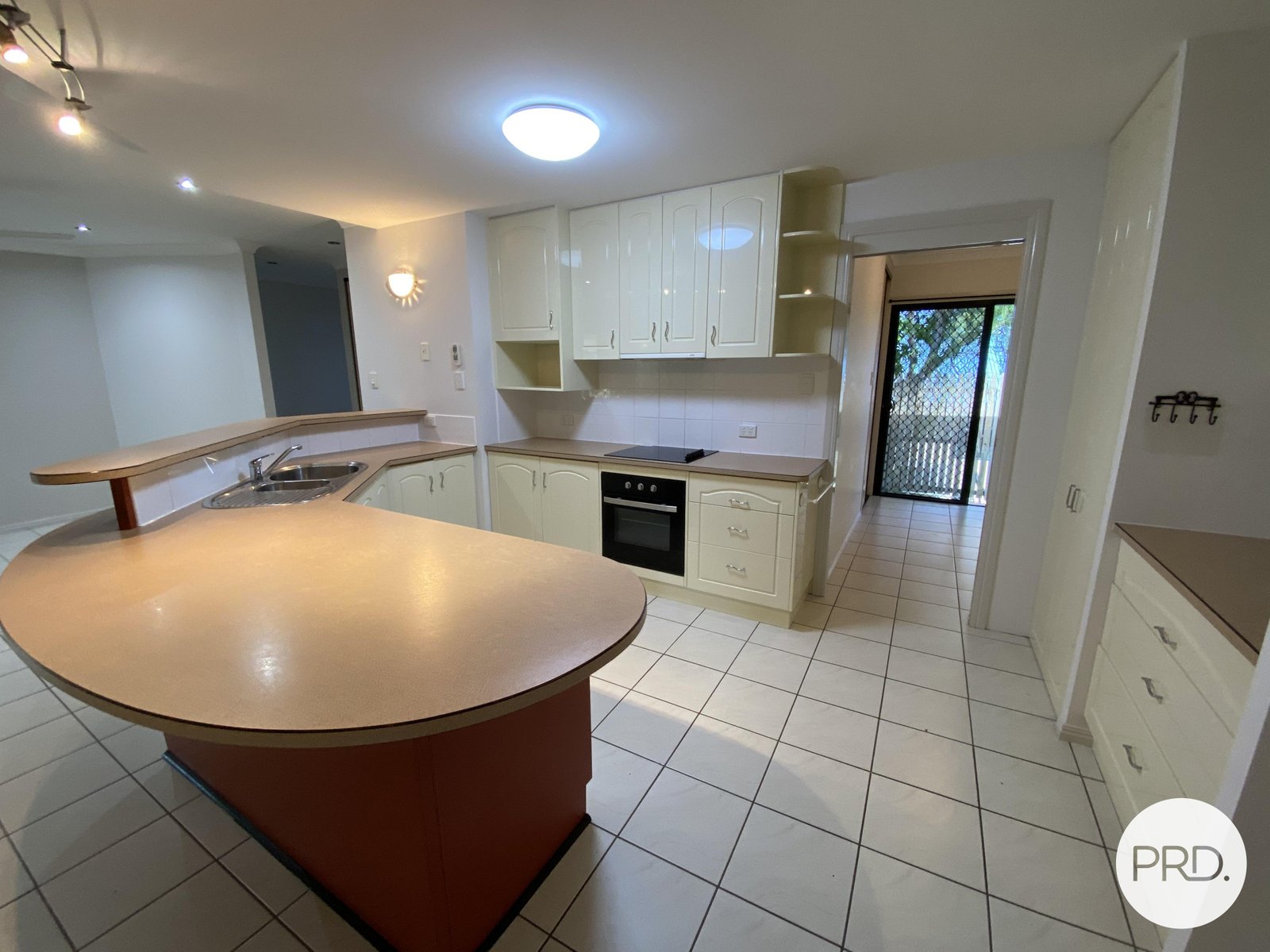 54 Cremorne Drive TANNUM SANDS 4