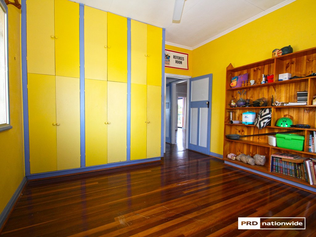 54 Dayman Street URANGAN 9