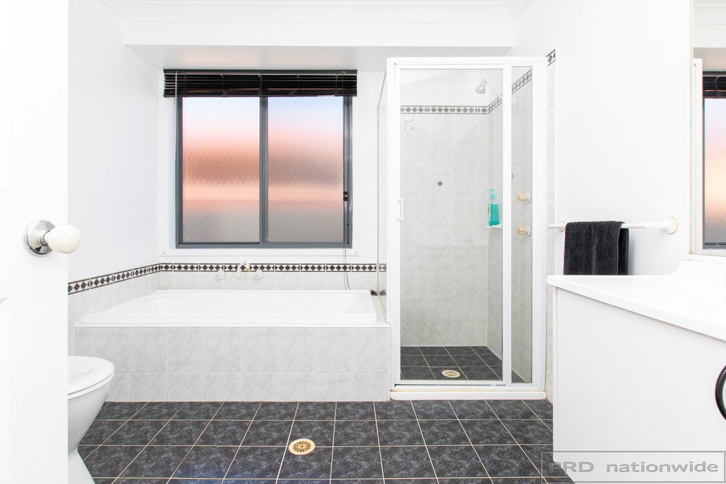 54 Denton Park Drive RUTHERFORD 16