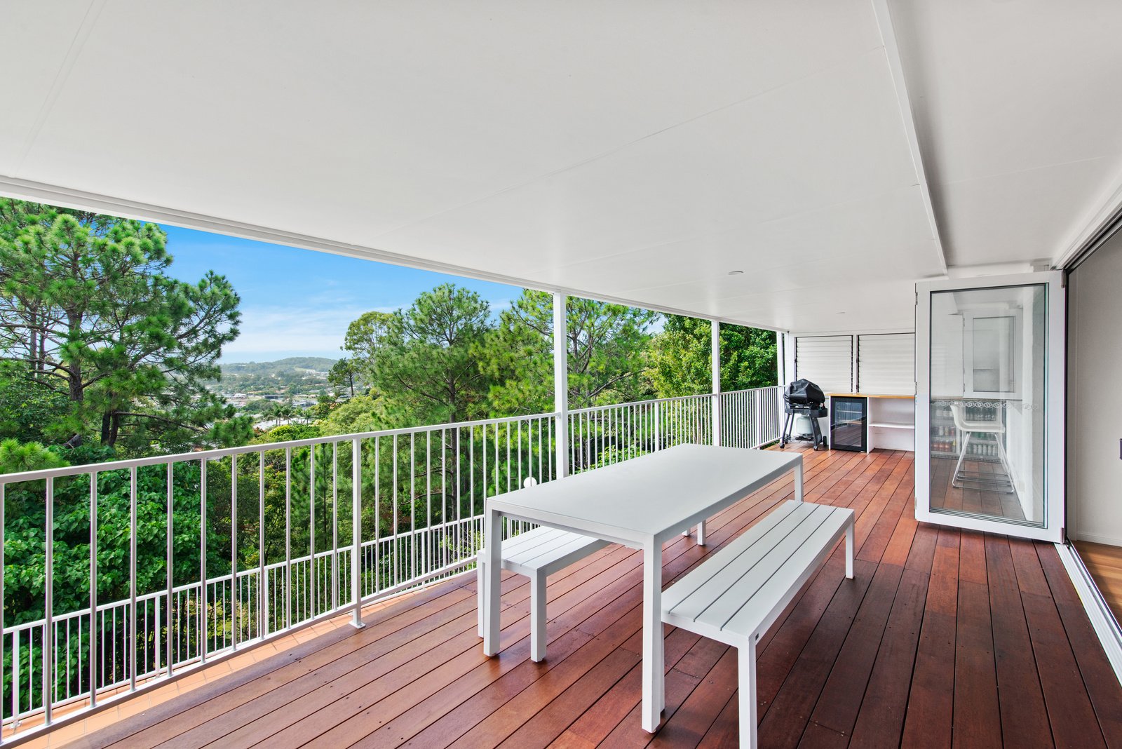 54 Doubleview Drive ELANORA 8