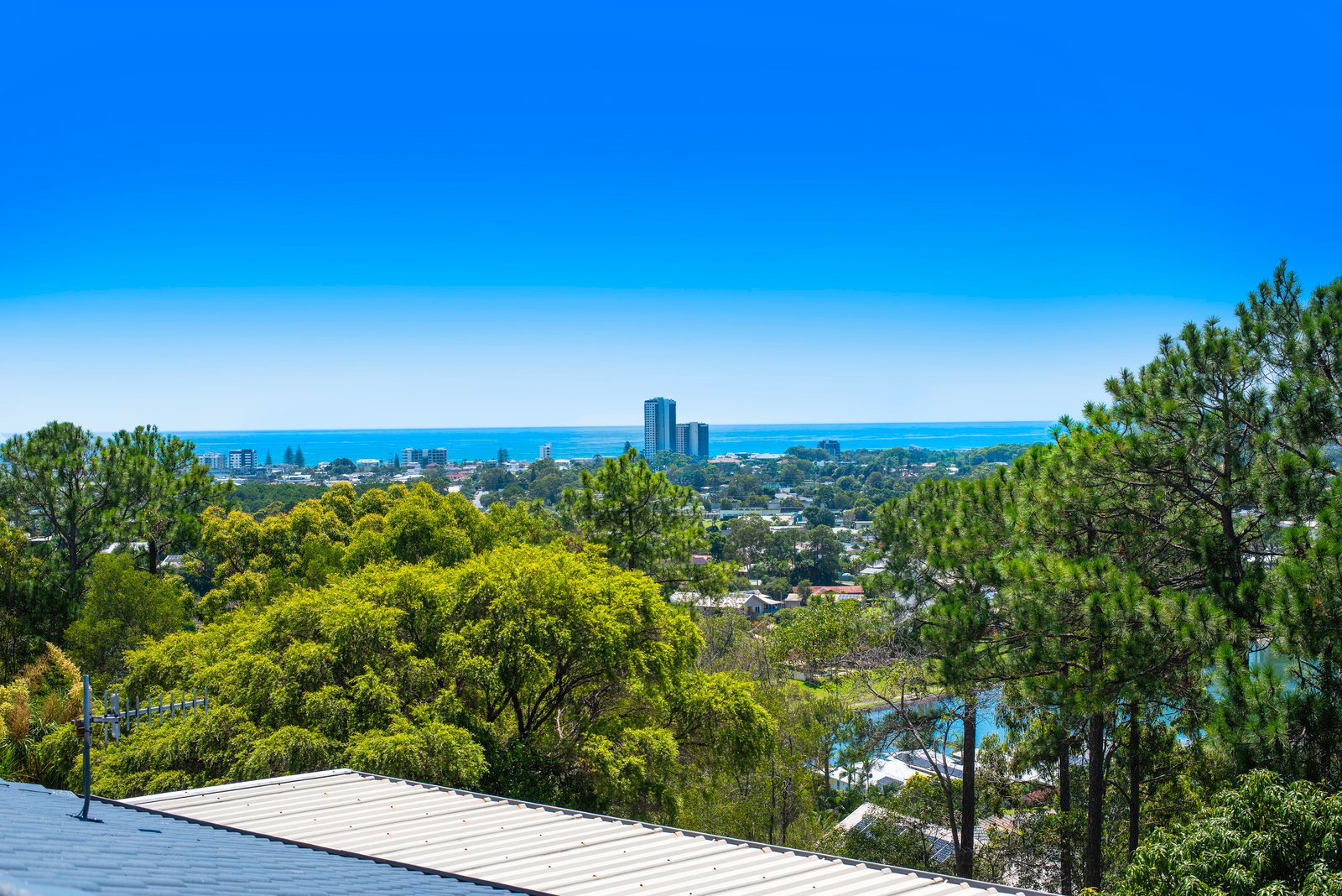 54 Doubleview Drive ELANORA 18