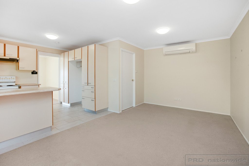 54 Dunmore Road LARGS 10