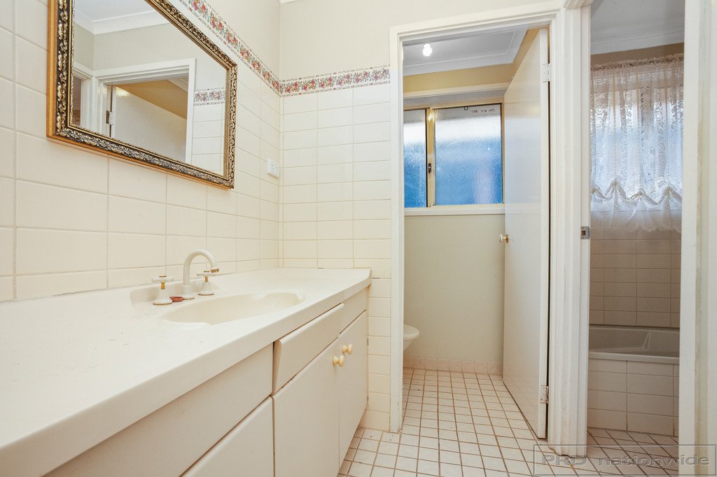 54 Dunmore Road LARGS 12