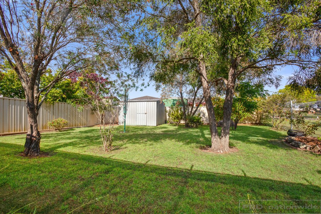 54 Dunmore Road LARGS 22