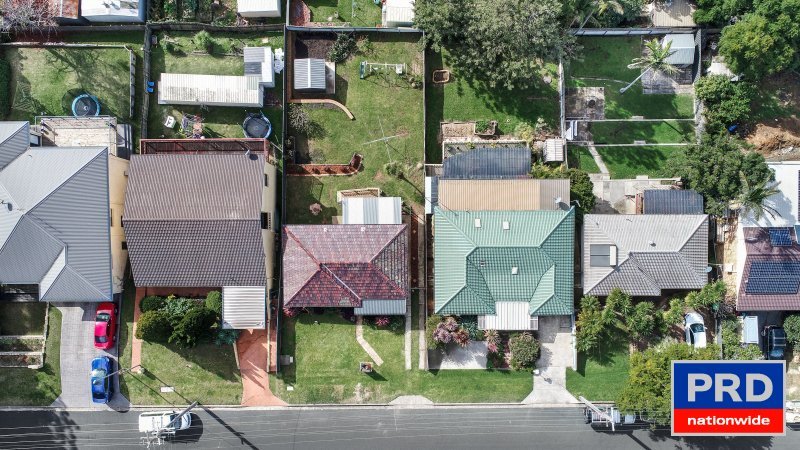 54 Edgeworth Ave  KANAHOOKA 13