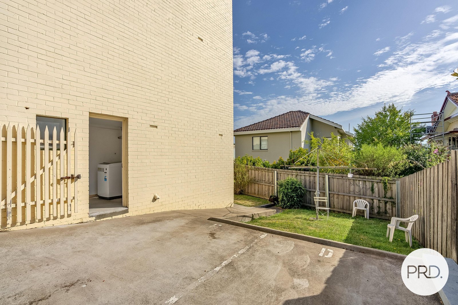 5/4 Ellerslie Road BATTERY POINT 9