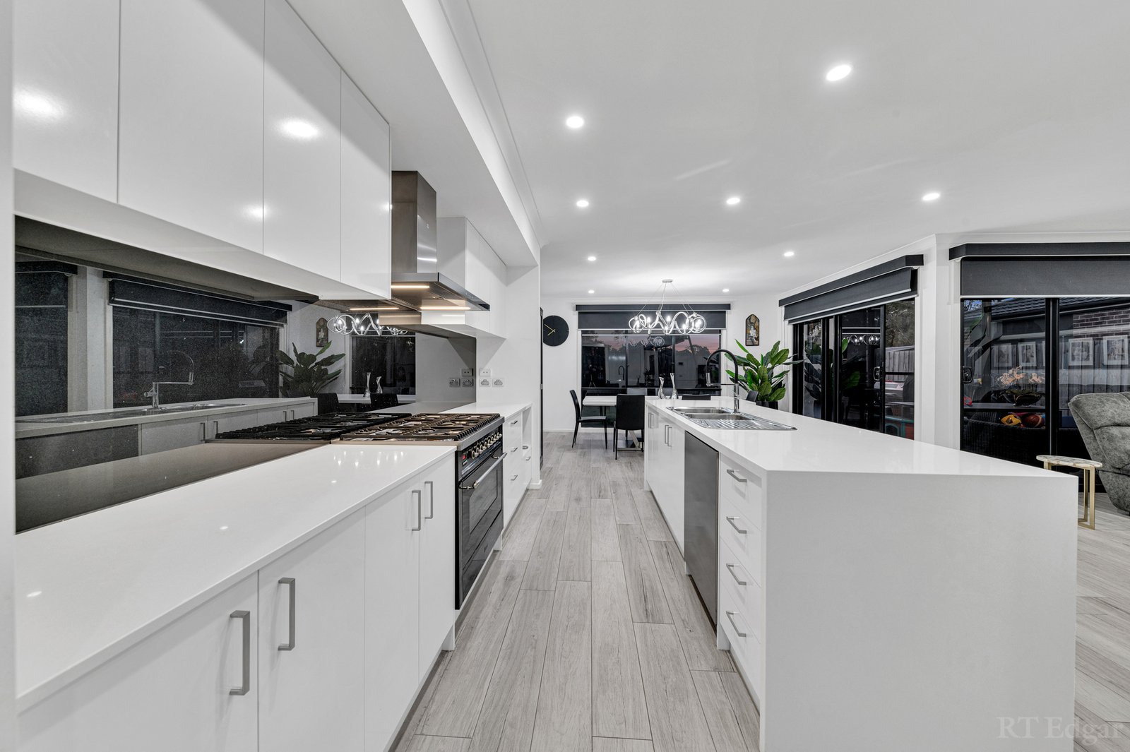 Real Estate and Property in 54 Fiorelli Boulevard, Cranbourne East, VIC