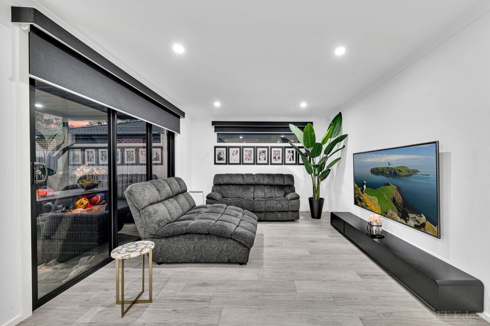 Real Estate and Property in 54 Fiorelli Boulevard, Cranbourne East, VIC