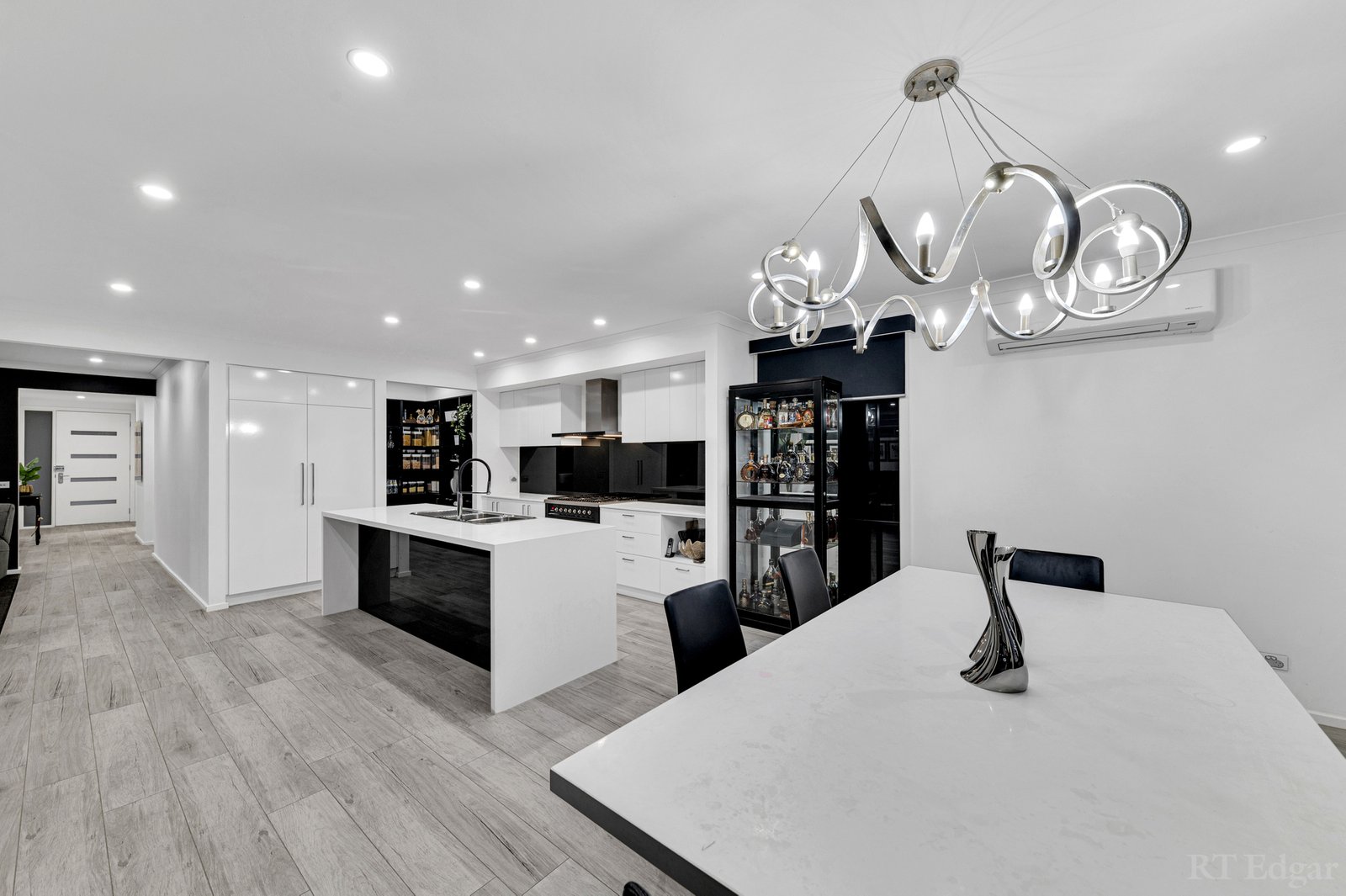 Real Estate and Property in 54 Fiorelli Boulevard, Cranbourne East, VIC