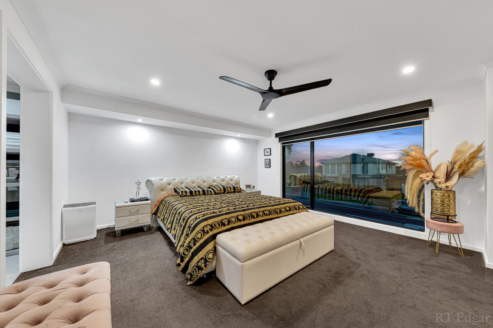 Real Estate and Property in 54 Fiorelli Boulevard, Cranbourne East, VIC