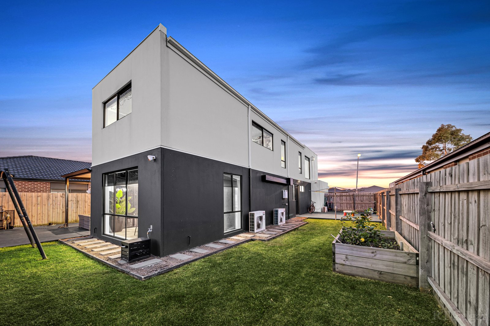 Real Estate and Property in 54 Fiorelli Boulevard, Cranbourne East, VIC