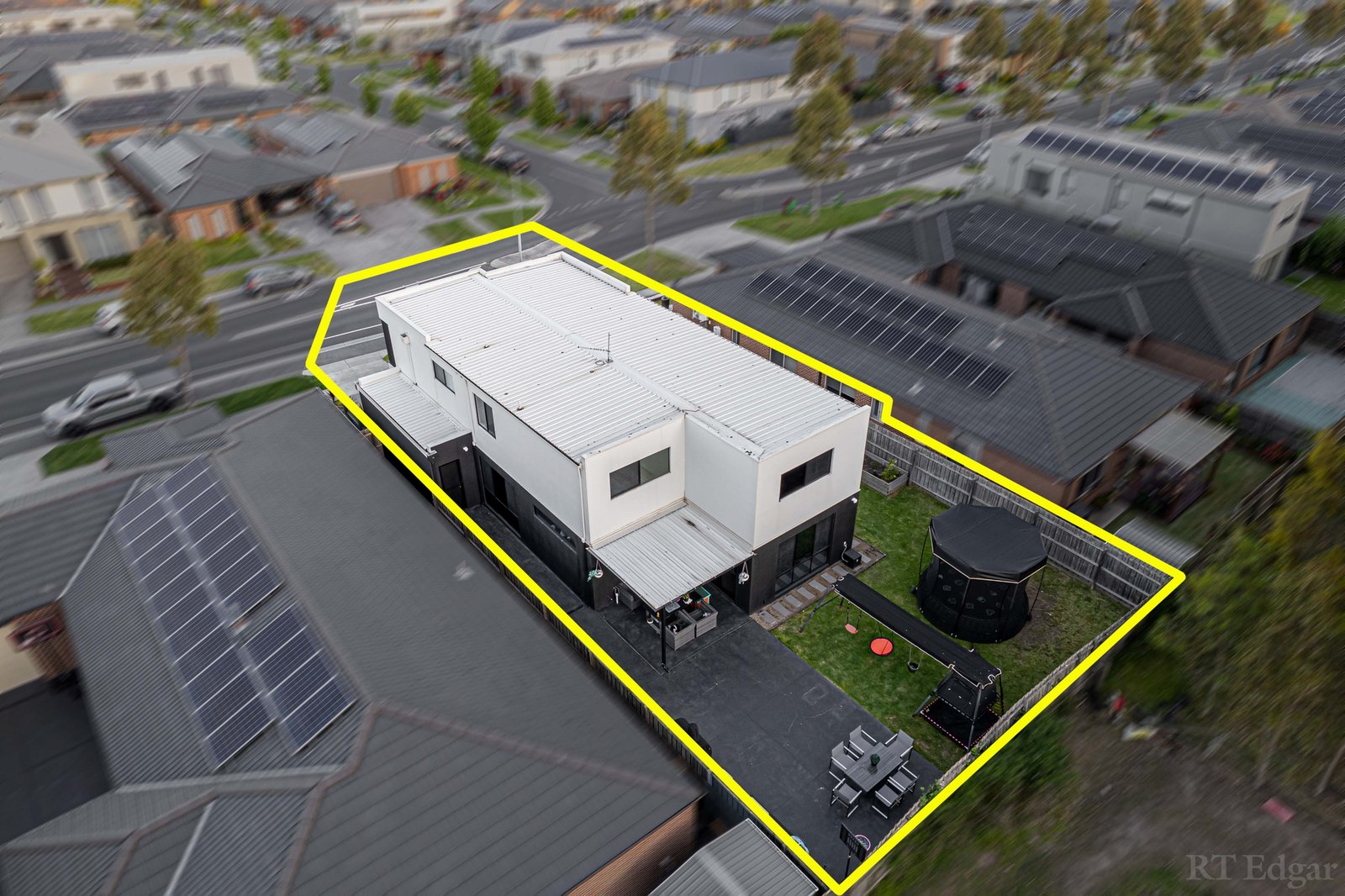 Real Estate and Property in 54 Fiorelli Boulevard, Cranbourne East, VIC