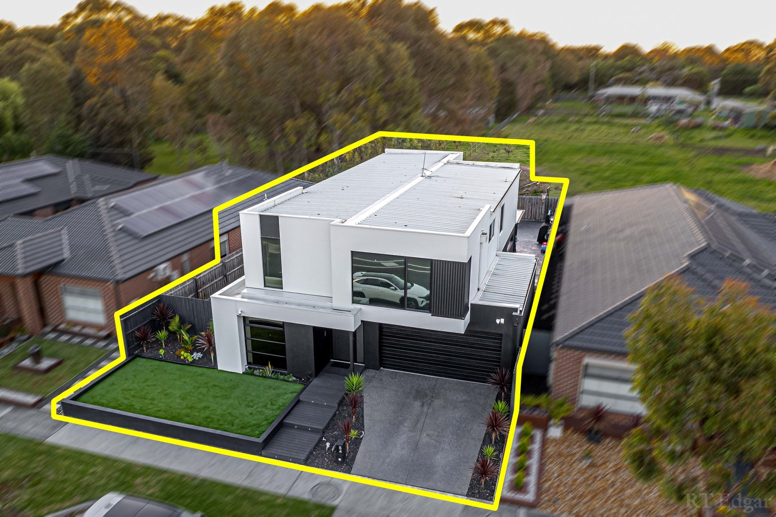 Real Estate and Property in 54 Fiorelli Boulevard, Cranbourne East, VIC