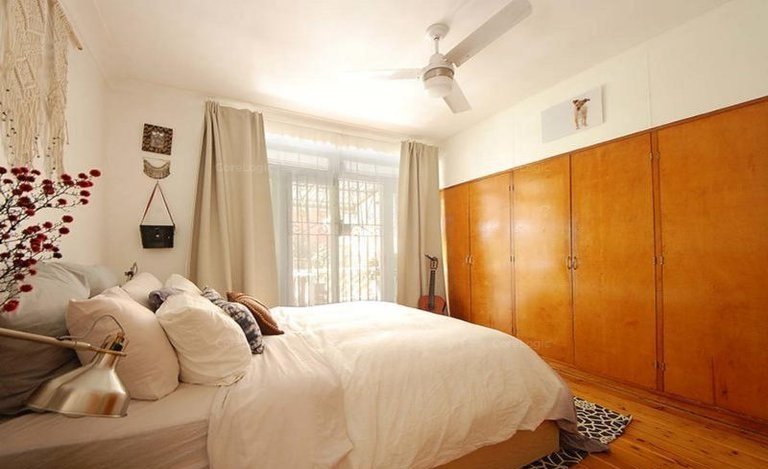 5/4 First Avenue BURLEIGH HEADS 6